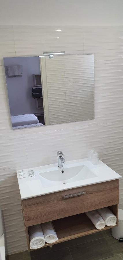 Hotel L'alsace-gare Sncf Narbonne